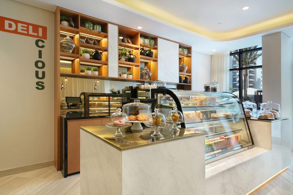 Arabian Park Dubai, an Edge by Rotana Hotel — 8