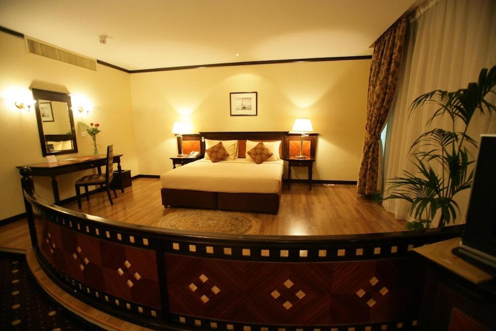 Rolla Suites Hotel (ex J5 Bur Dubai Hotel) — 7