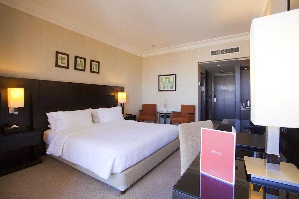Ramada Plaza by Wyndham Beirut Raouche — 10