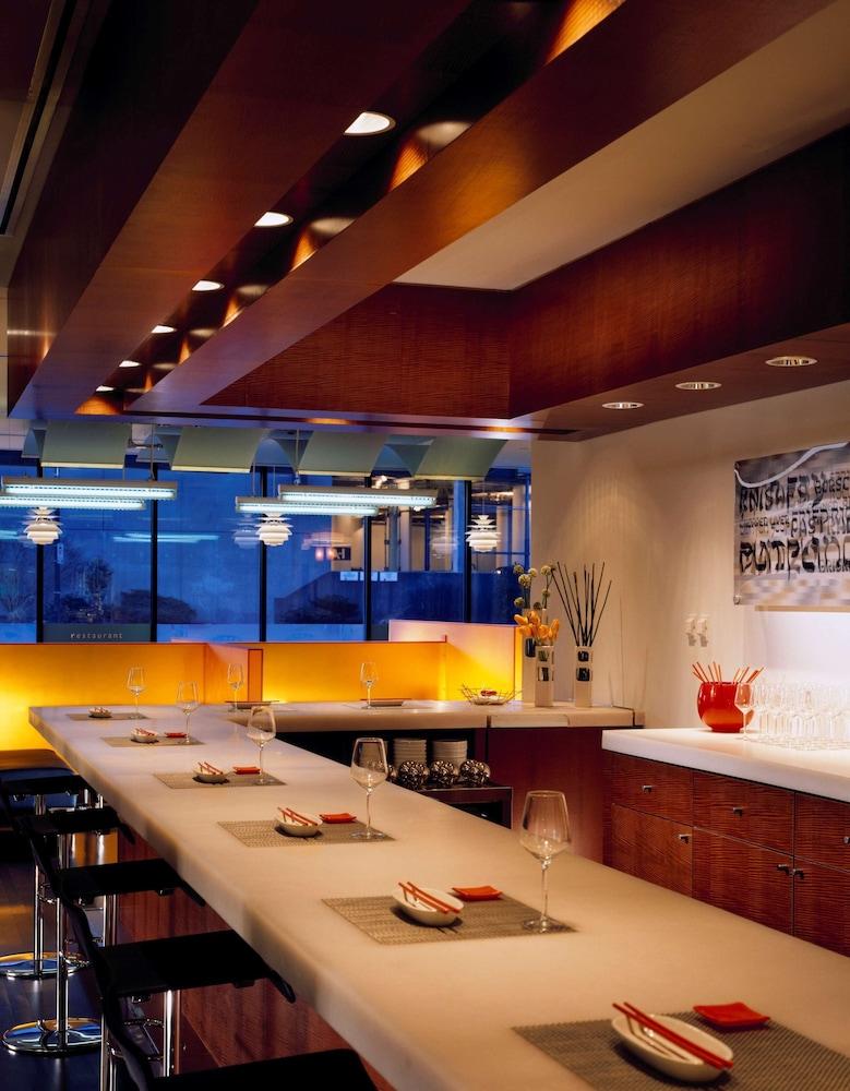 DoubleTree by Hilton Hartford Downtown — 8