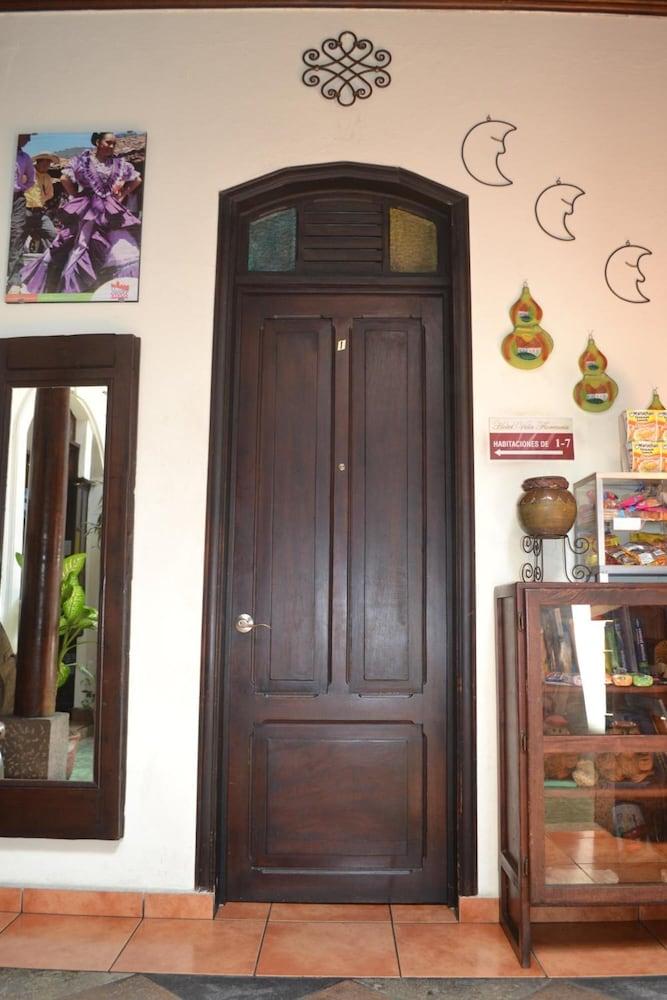 Villa Florencia Centro Hotel — 9
