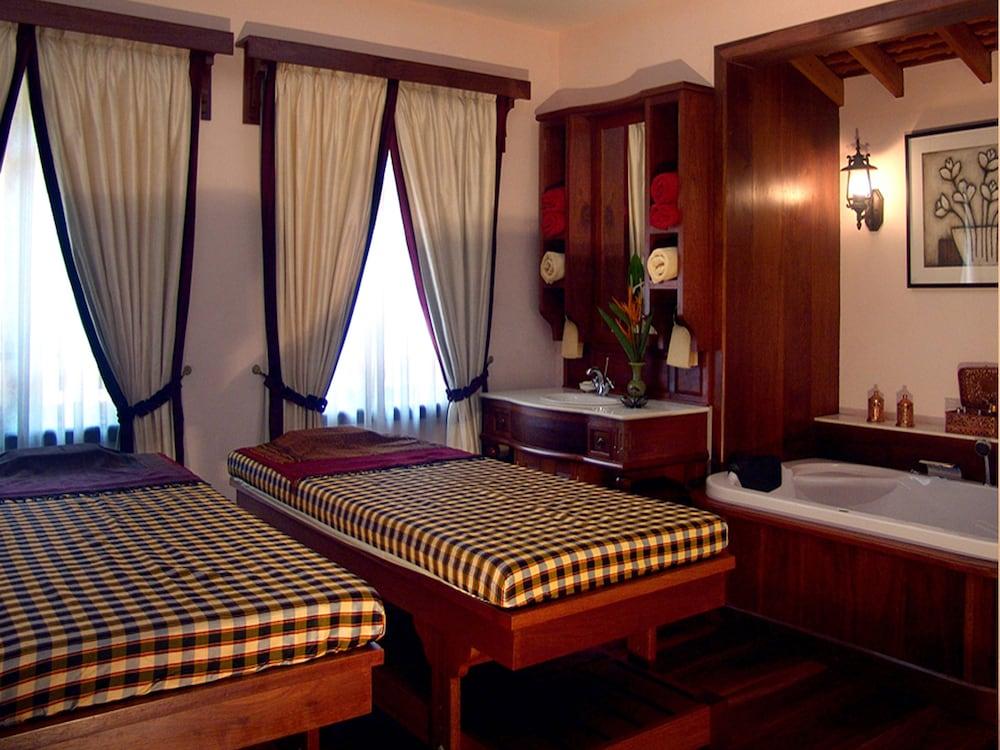 Royal Angkor Resort & Spa 94437 — 10