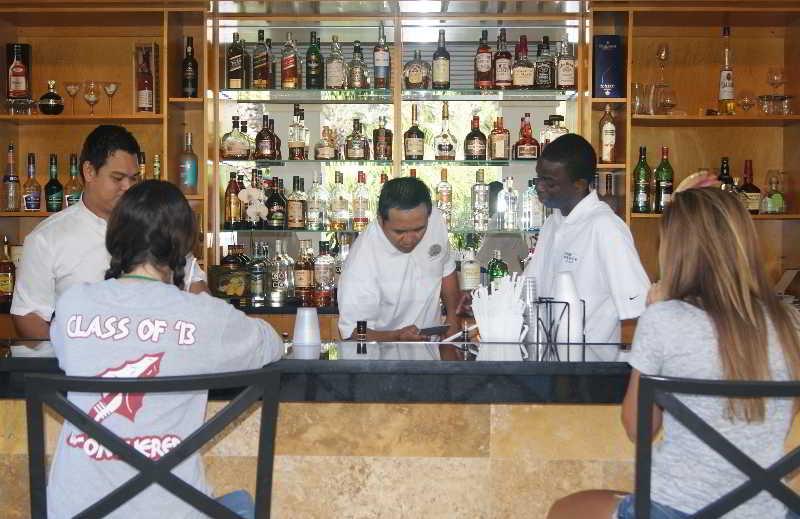 The Regent Grand on Grace Bay Beach — 7