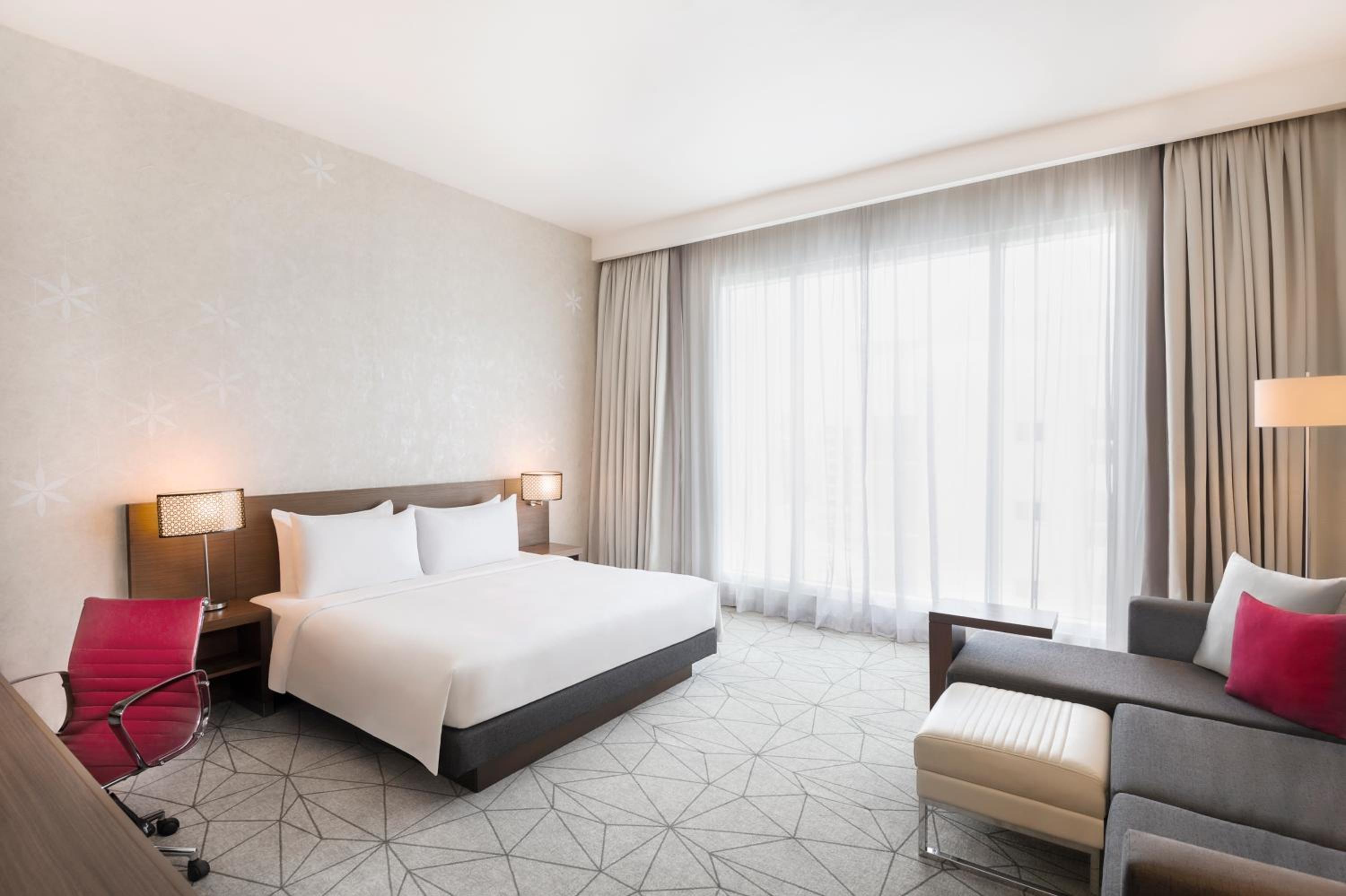 Hyatt Place Dubai Al Rigga — 9