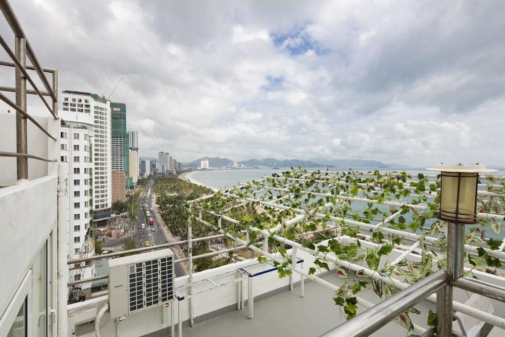 Ruby Hotel Nha Trang — 6