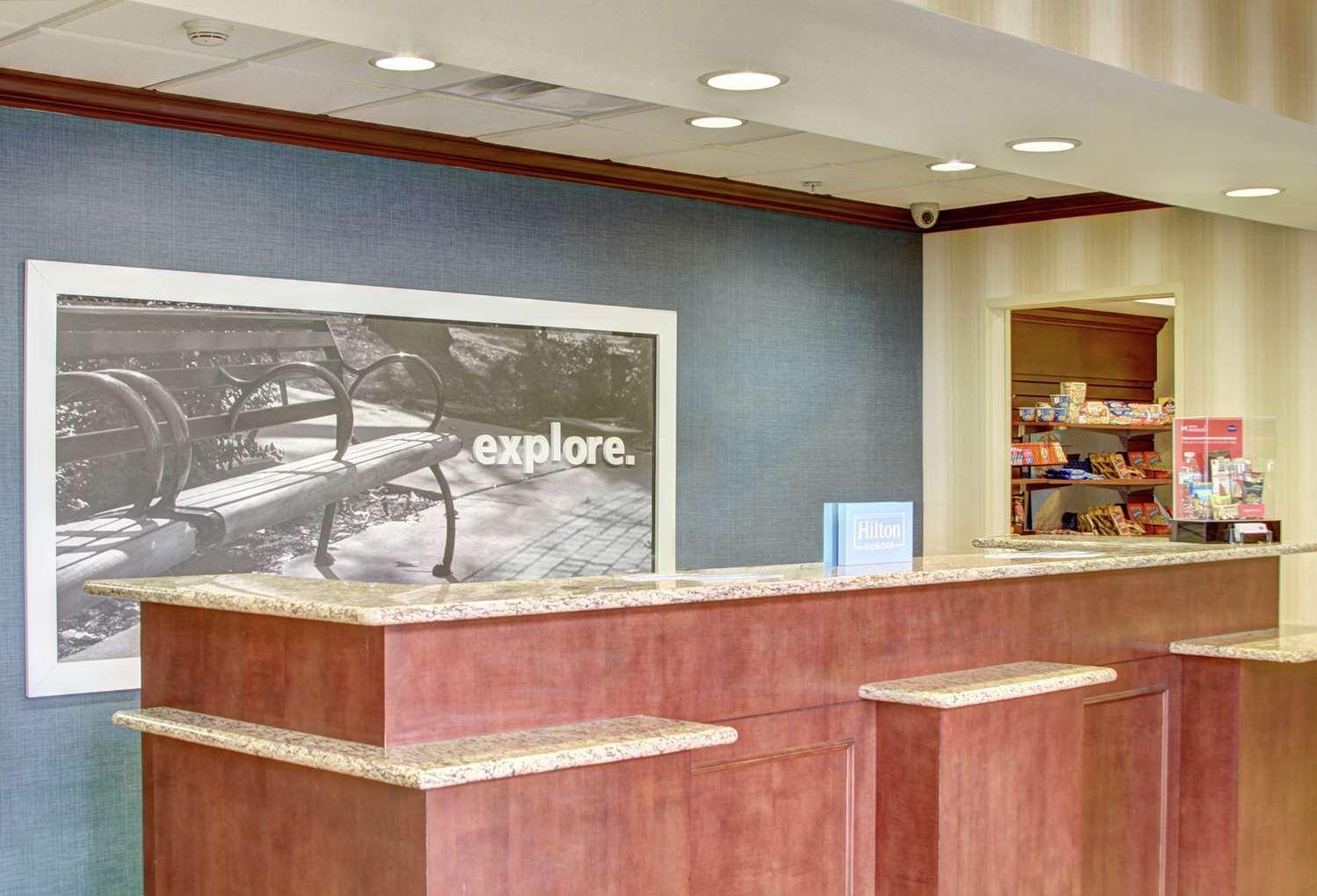 Hampton Inn & Suites Alexandria MN — 4