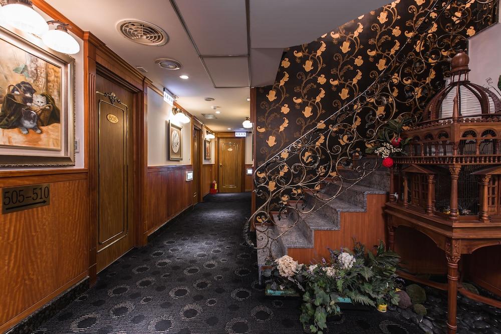 Han She Hotel 883775