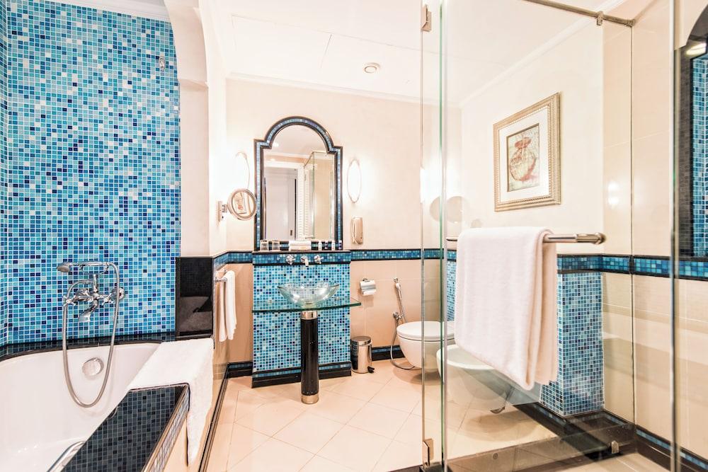 Al Habtoor Grand Resort, Autograph Collection — 9