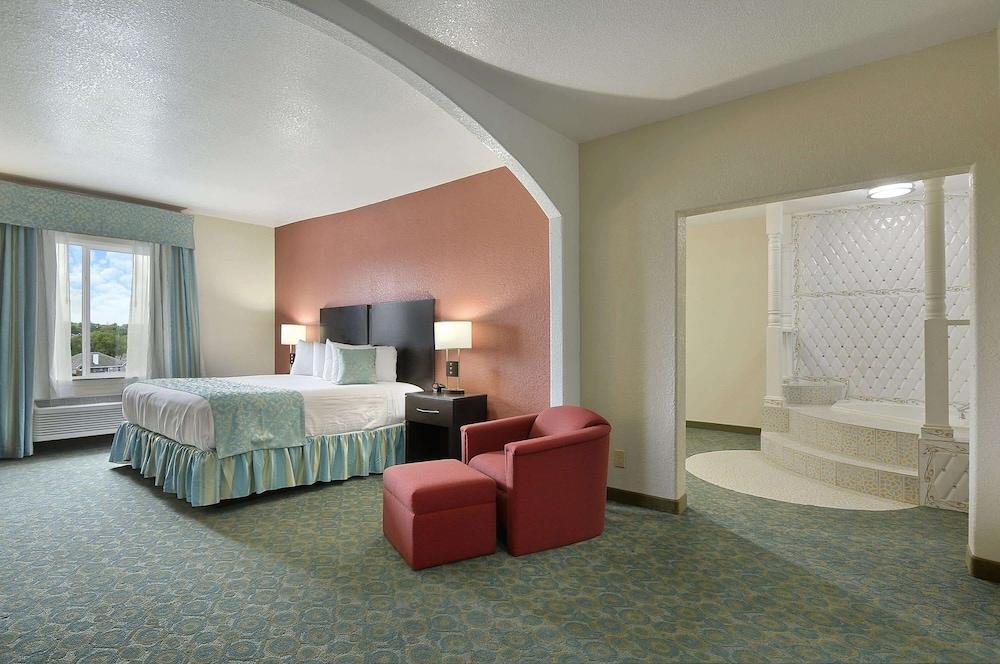 Ramada By Wyndham South Waco — 3
