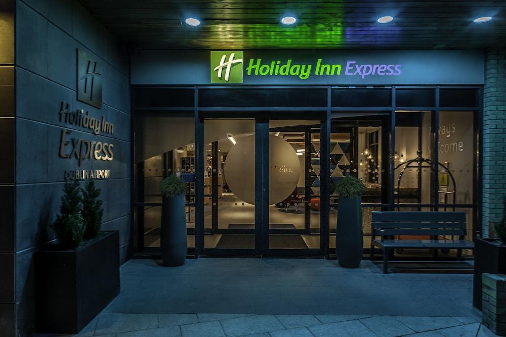 Holiday Inn Express Dublin Airport — 5