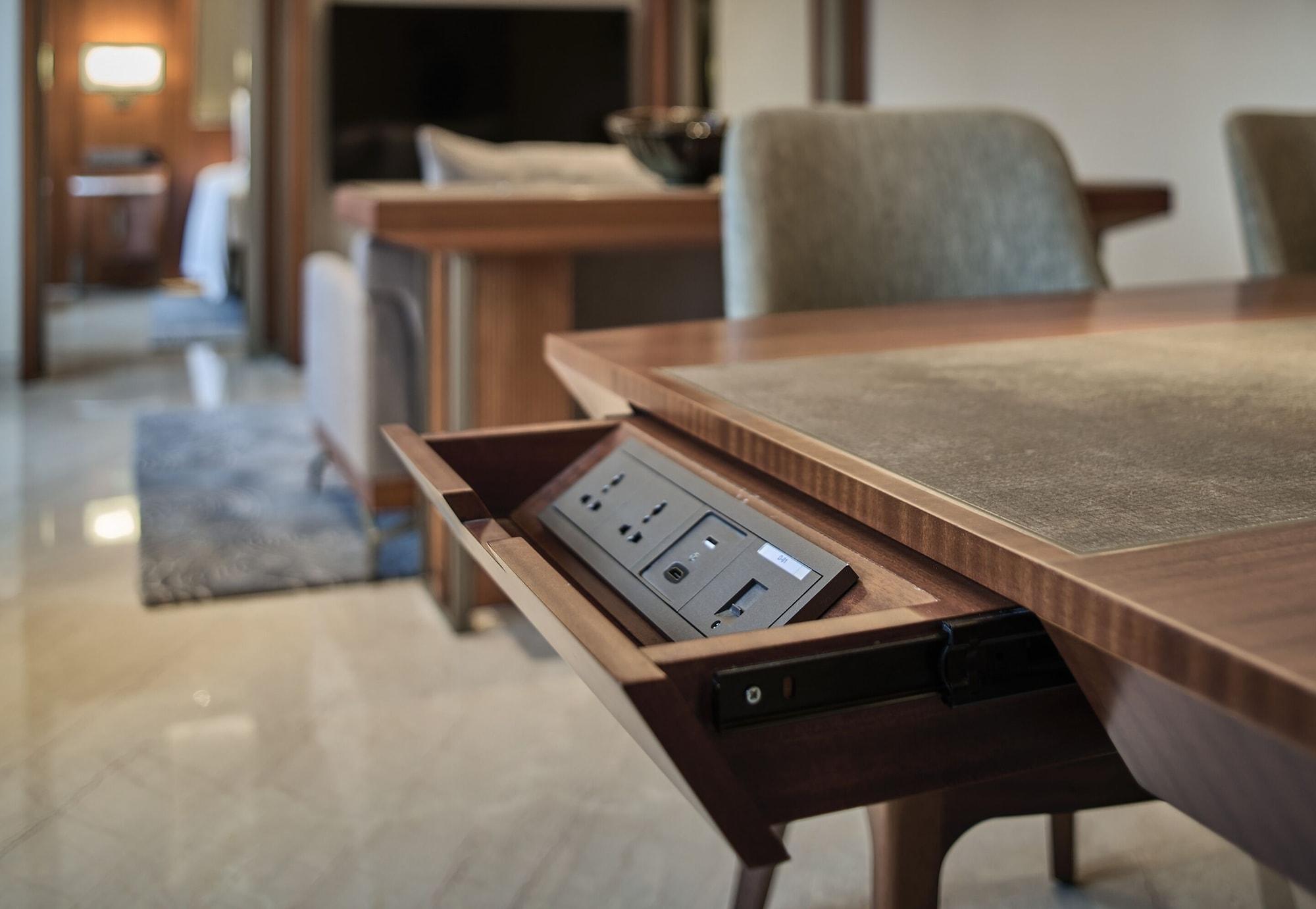 GRAND HYATT JAKARTA — 10