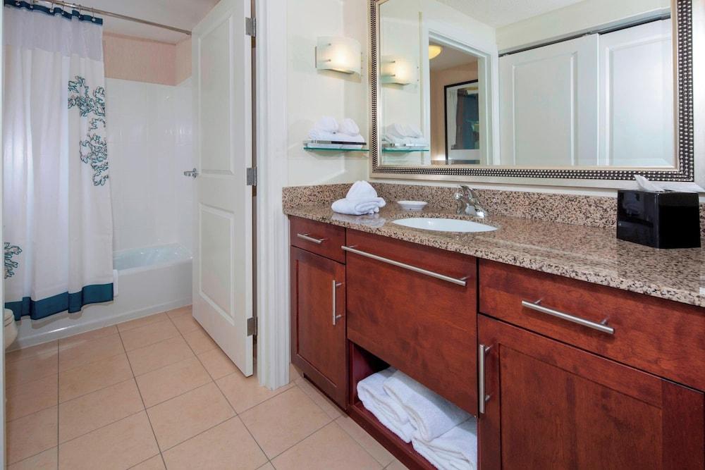Residence Inn Dover — 3
