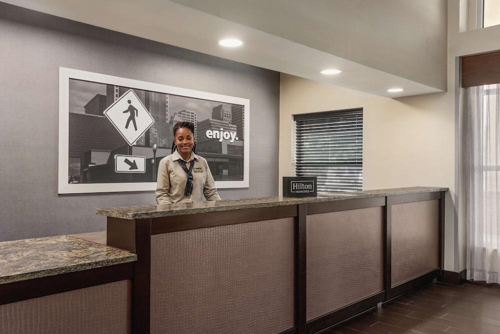 Hampton Inn and Suites Ft Wayne North — 5