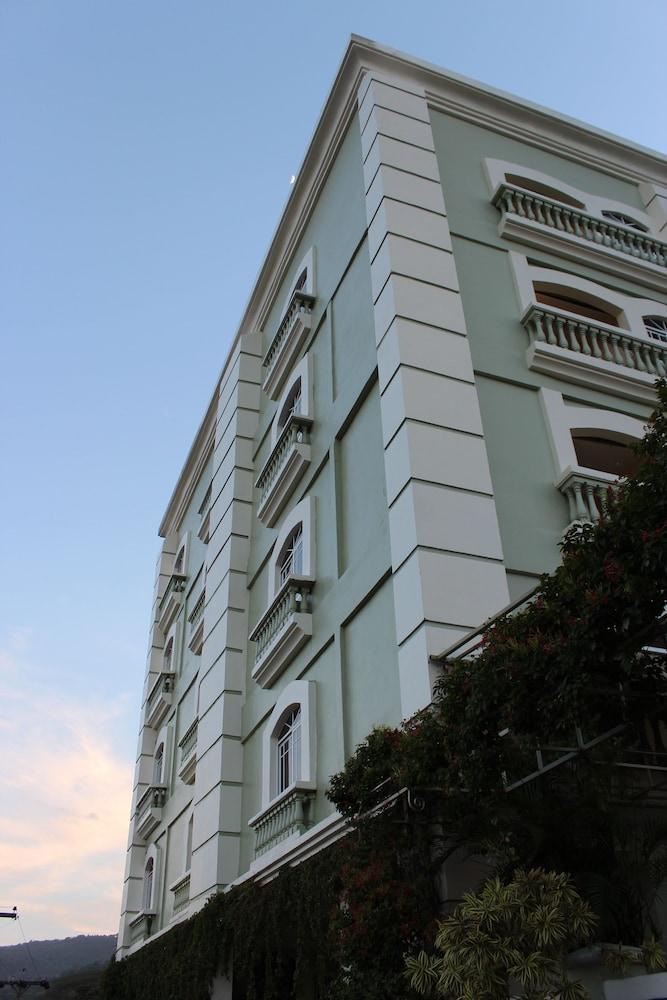 Boutique Hotel La Cordillera — 5