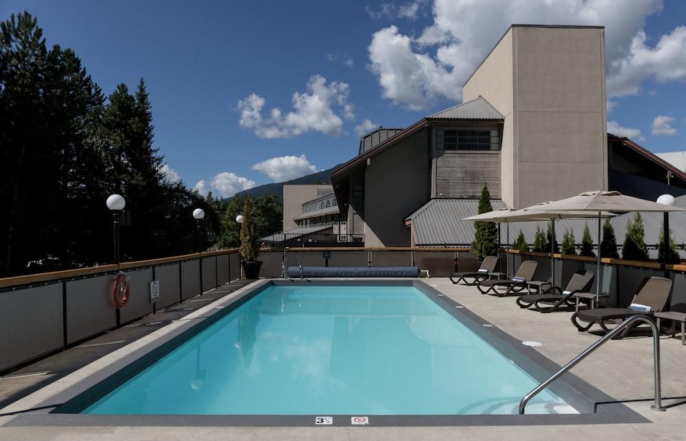 Crystal Lodge Hotel Whistler 61064 — 4