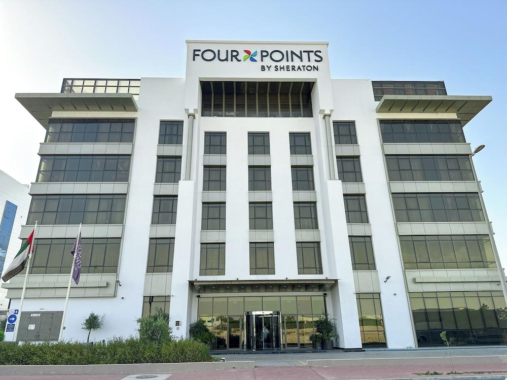 Four Points by Sheraton Production City Dubai — 3