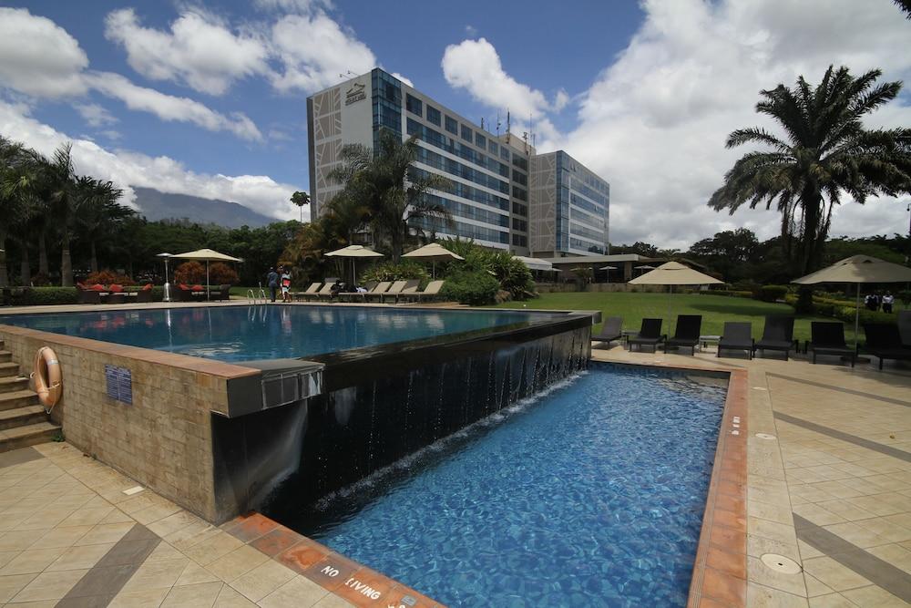 MOUNT MERU HOTEL — 7