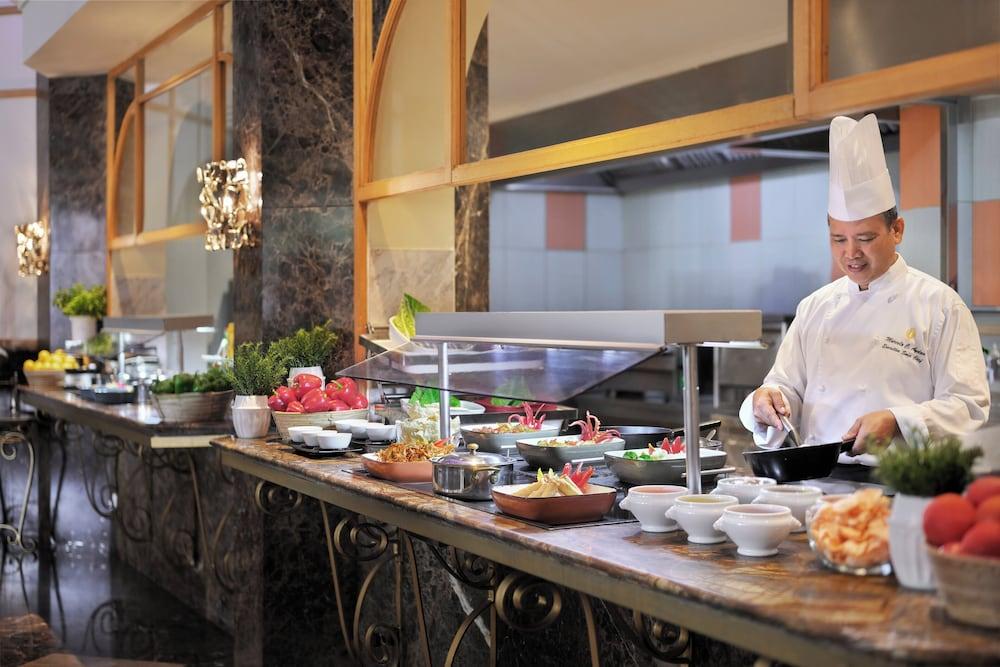 Intercontinental Jeddah — 8