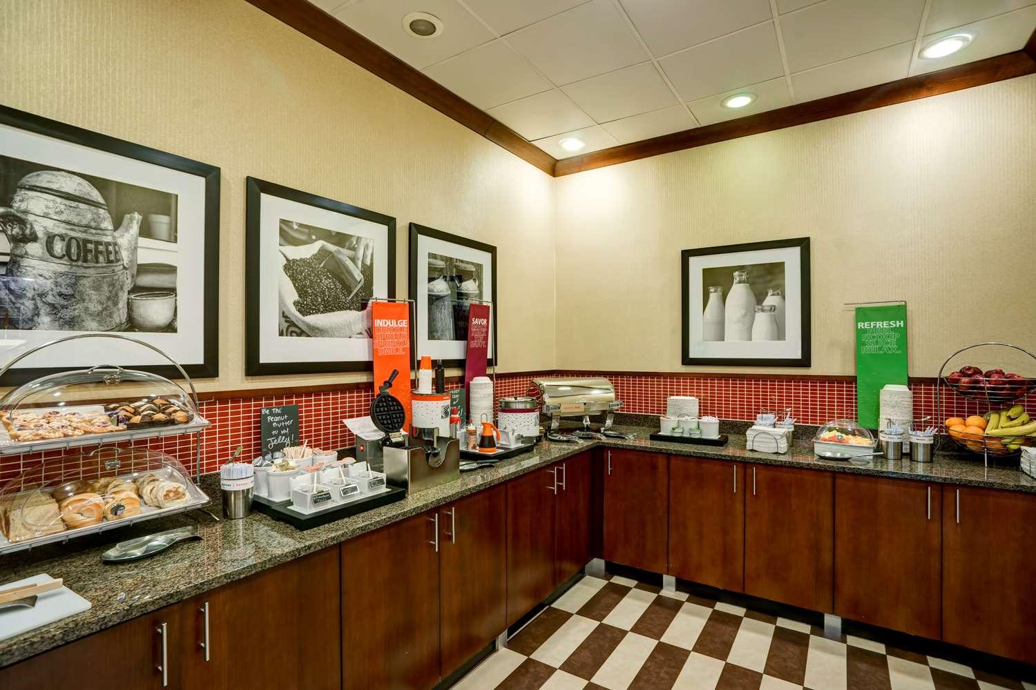 Hampton Inn Baltimore - Glen Burnie — 10