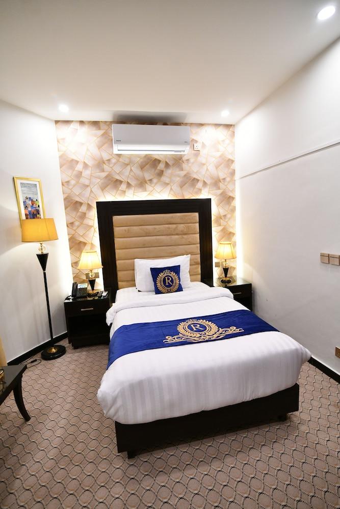 Royal Regency Hotel — 10