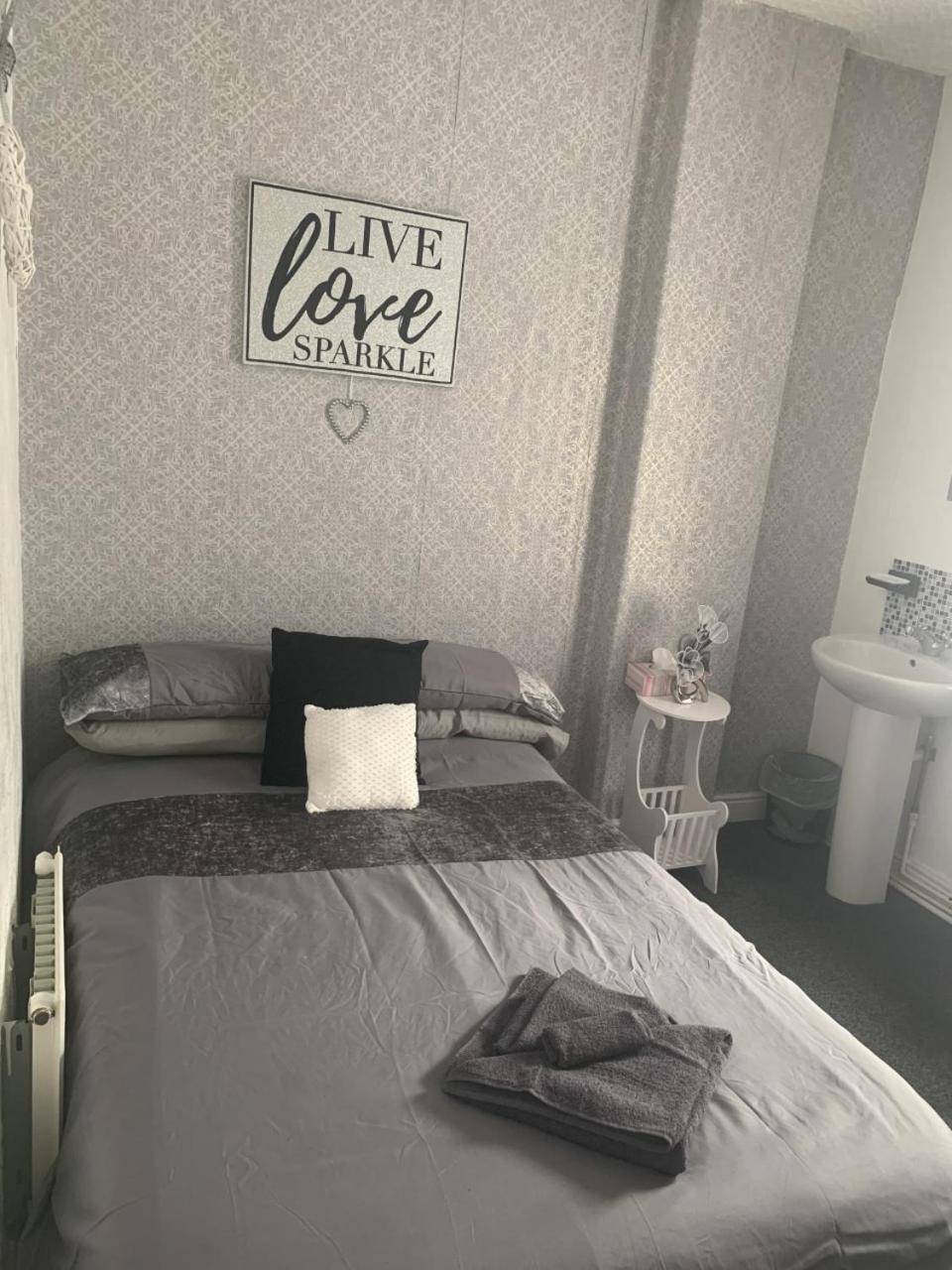 The Butterfly Hotel - Adults Only — 6