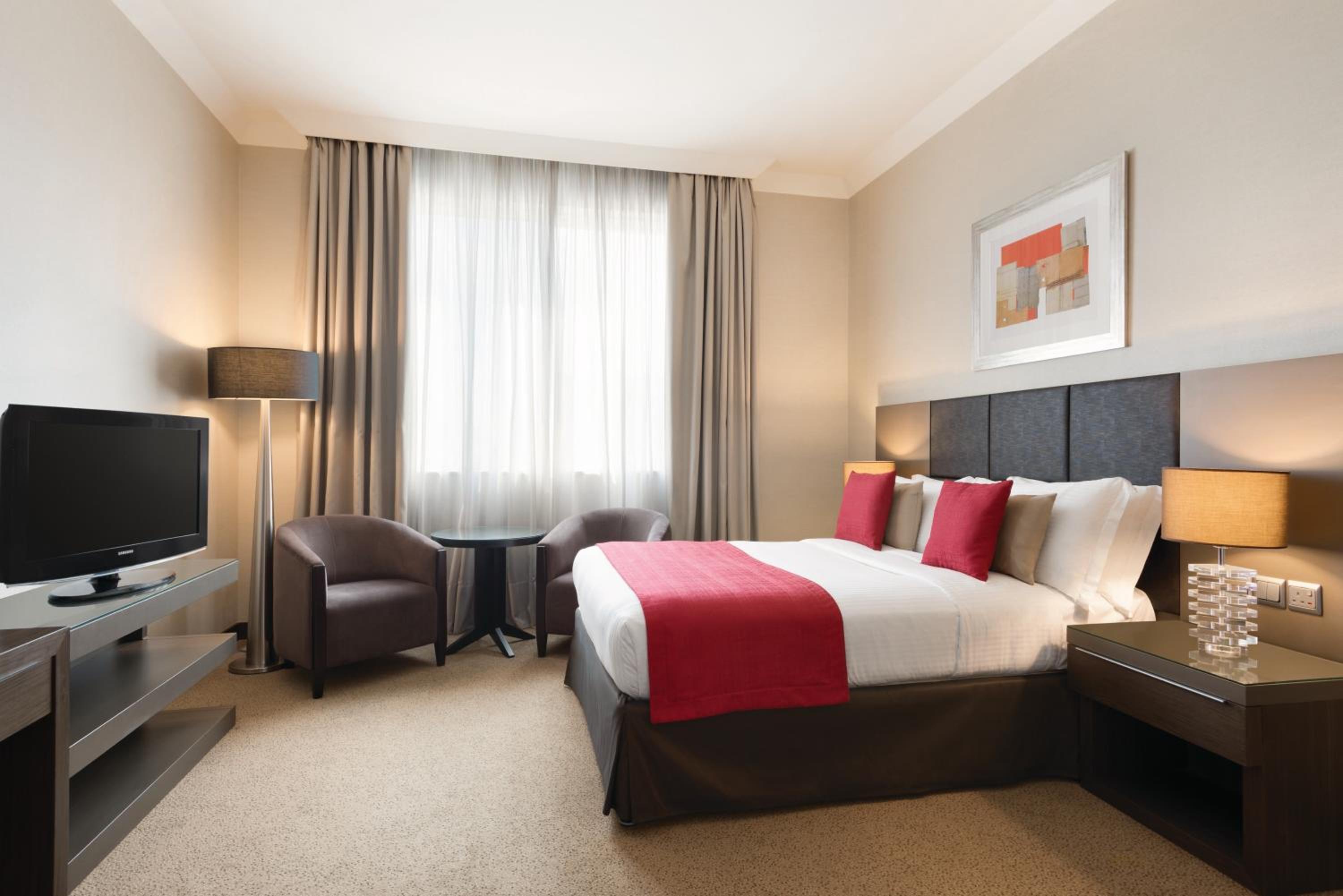 Ramada by Wyndham Abu Dhabi Downtown — 6