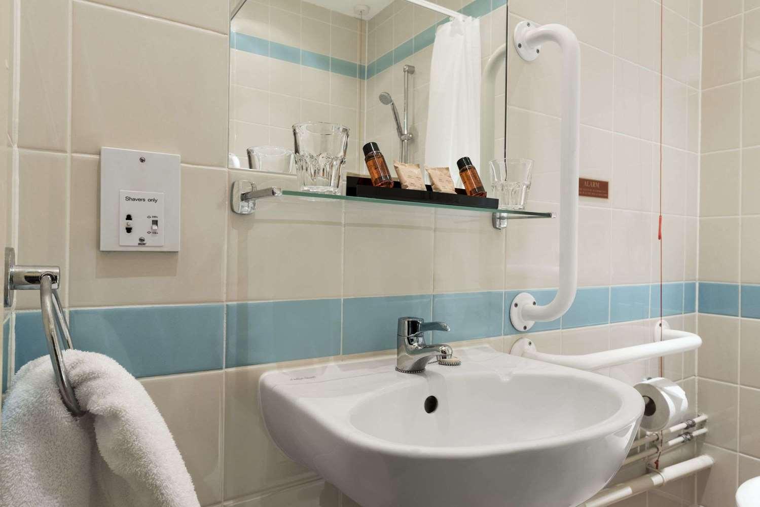 Ramada Loughborough Hotel — 4