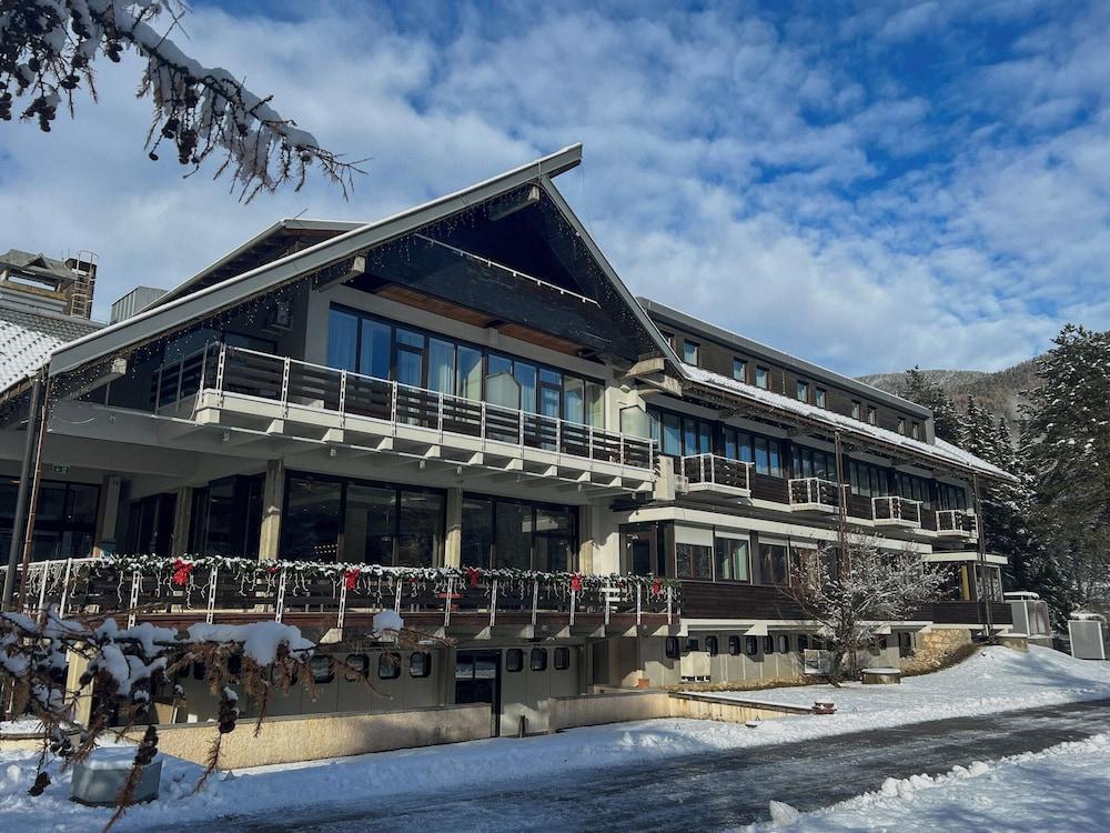 Hotel Kranjska Gora 1251138 — 1