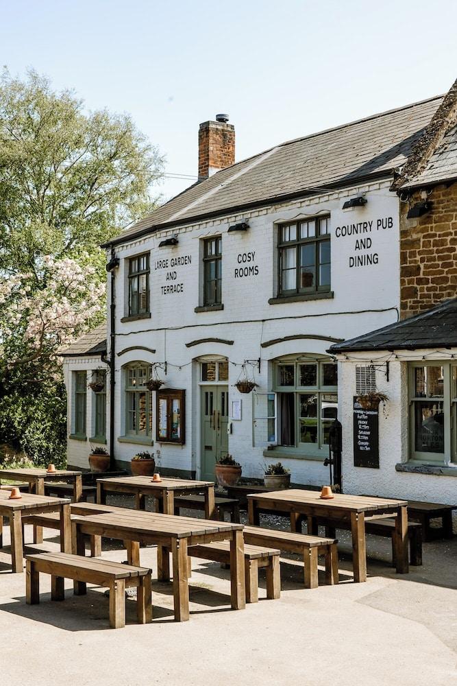 The Sun Inn — 4