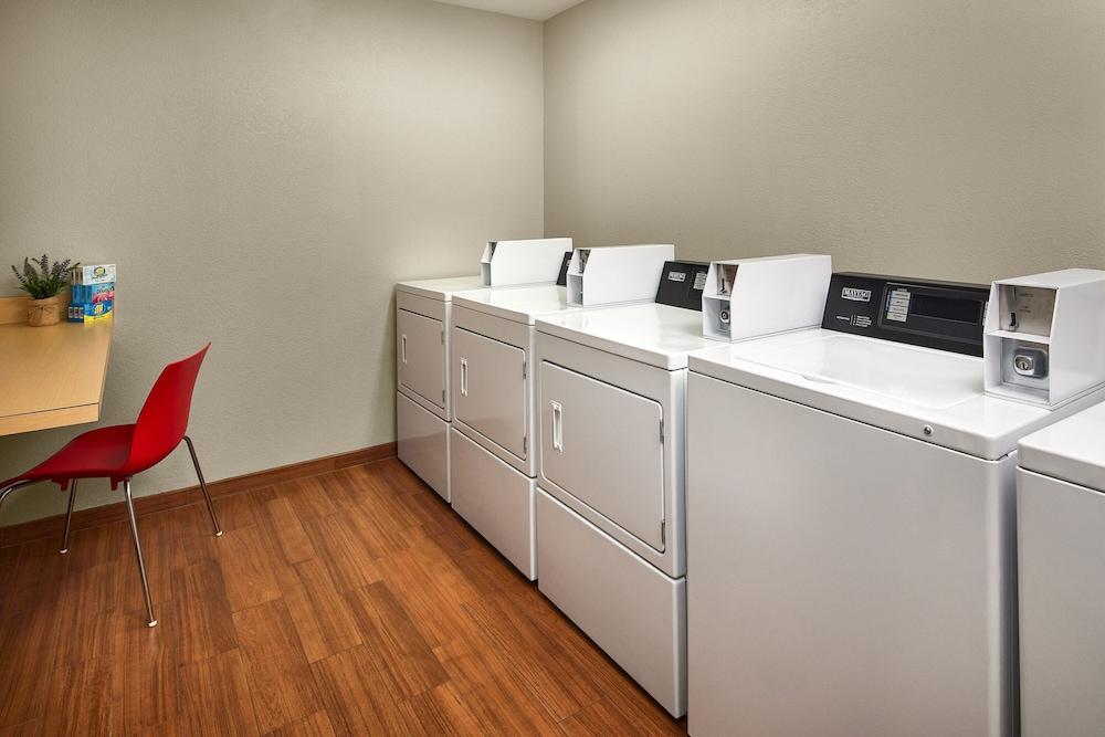 TownePlace Suites Garden City — 7
