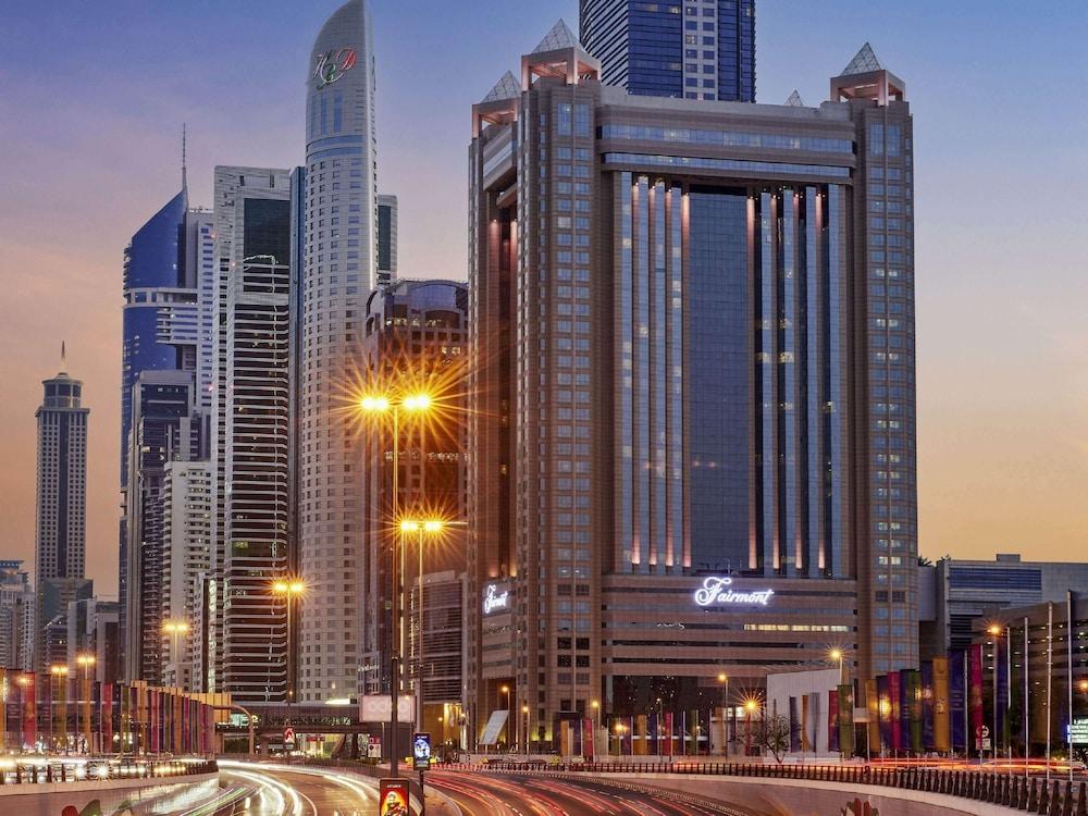 Fairmont Hotel Dubai — 10