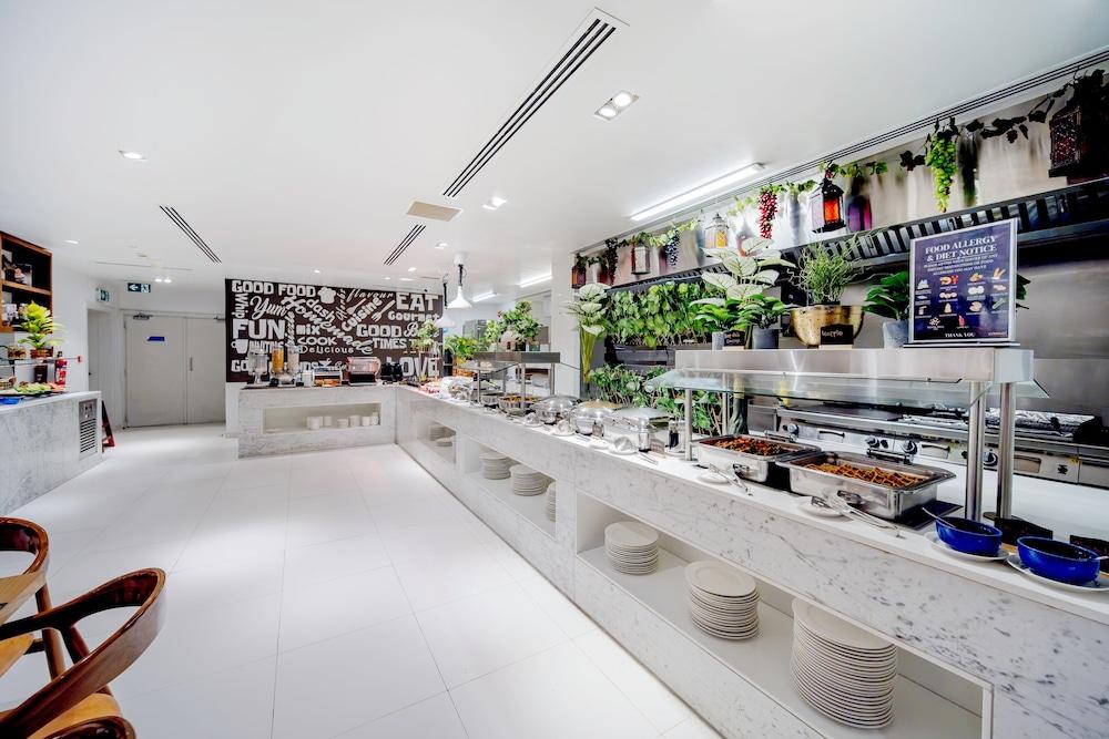 Citymax Hotel Ras Al Khaimah — 7