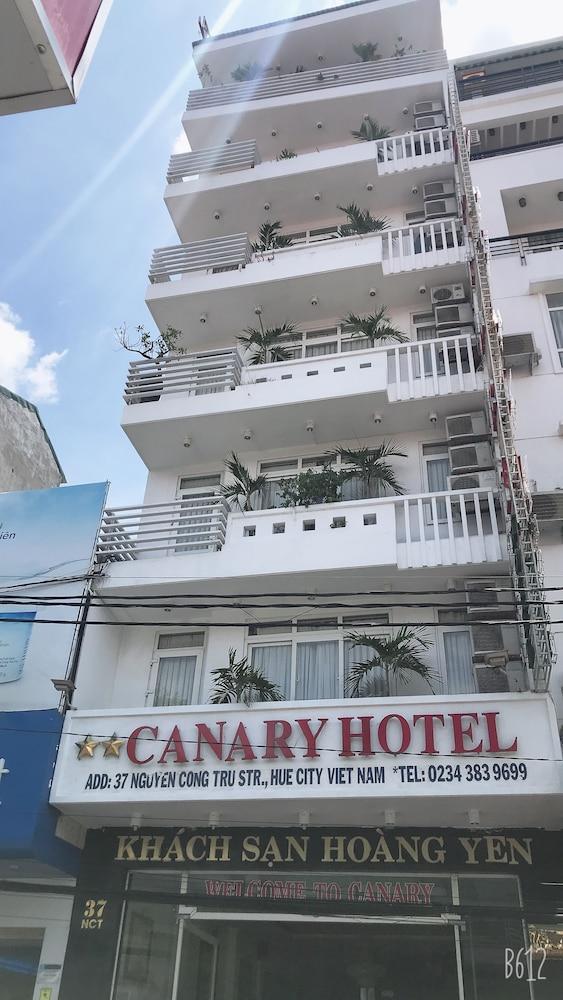 Canary Hotel