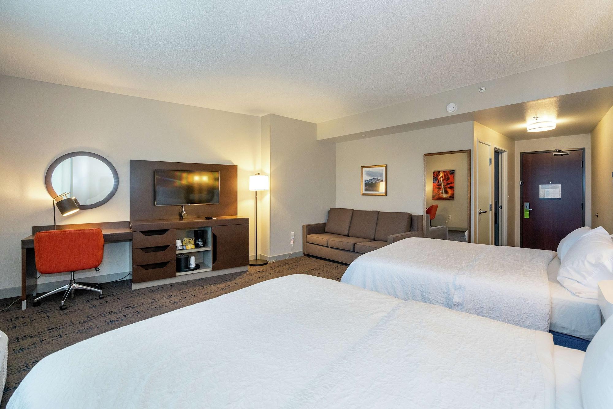 Hampton Inn and Suites Flagstaff — 9
