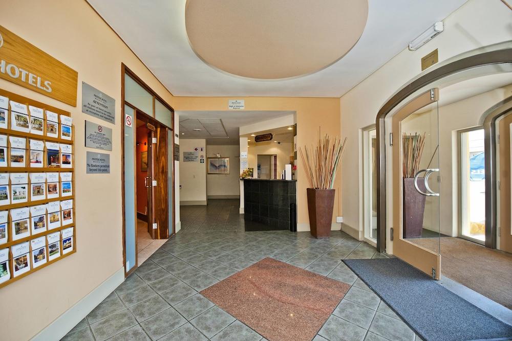 Protea Hotel by Marriott Walvis Bay Indongo — 7