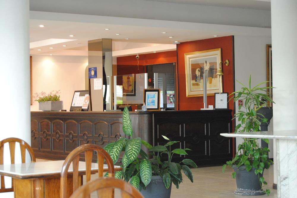 Iberia Hotel — 5