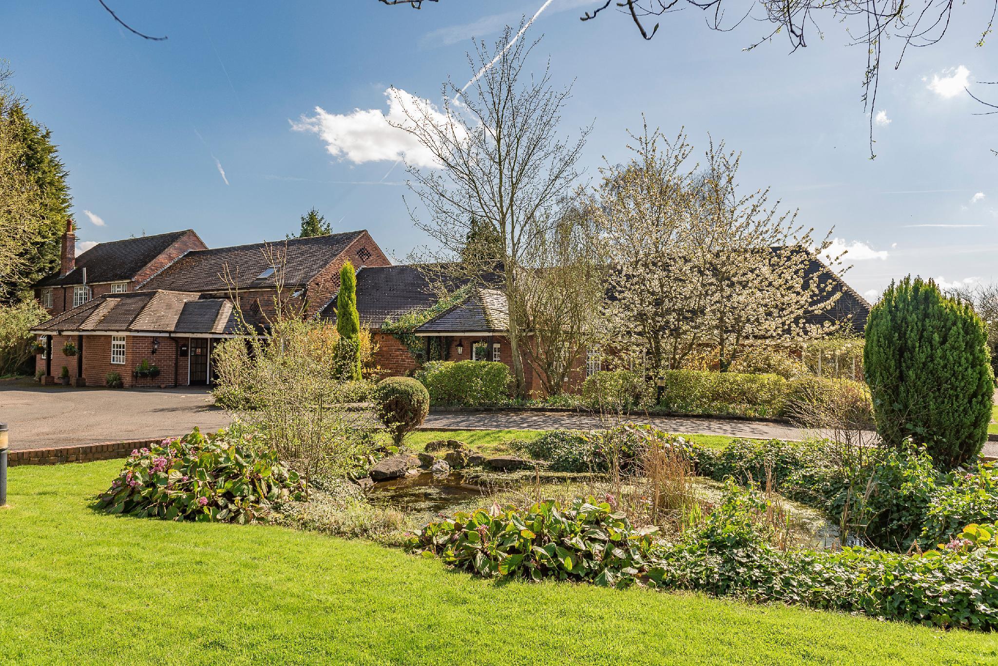 Marston Farm Hotel — 2