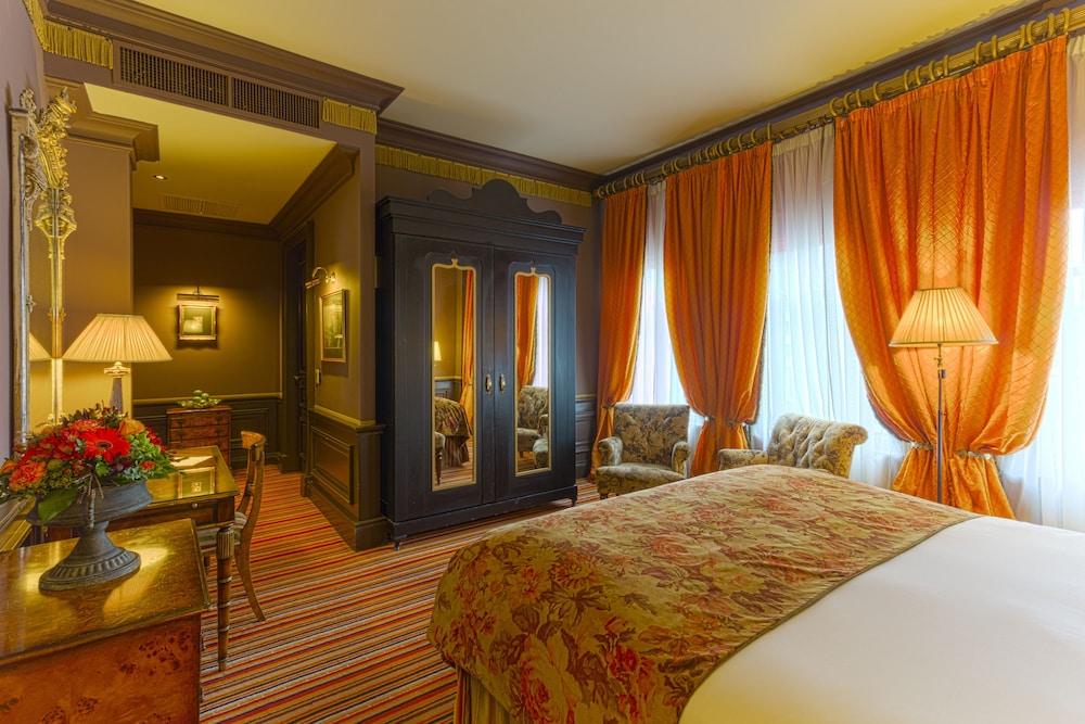 THE MERCHANT HOTEL — 6