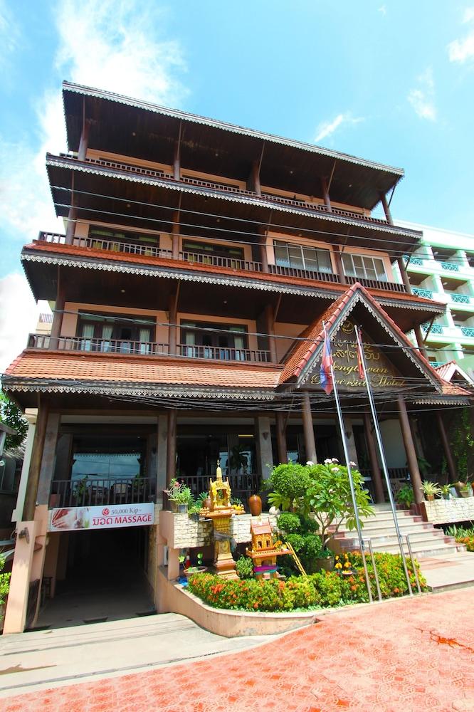 Sengtawan Riverside Hotel — 1