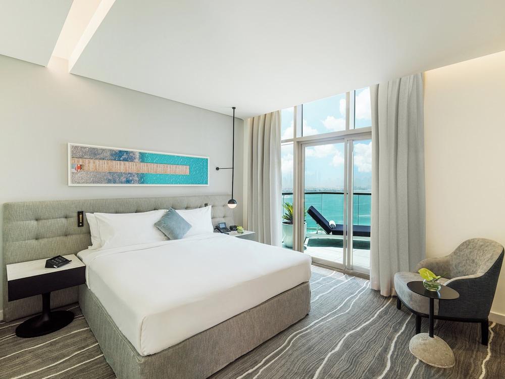 Th8 Palm Dubai Beach Resort, Vignette Collection — 4