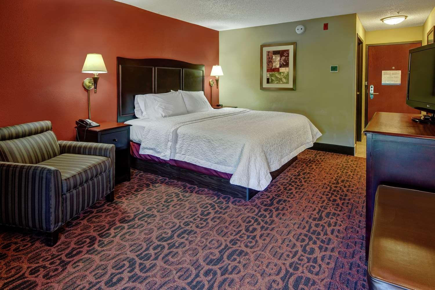 Hampton Inn Ashland — 6