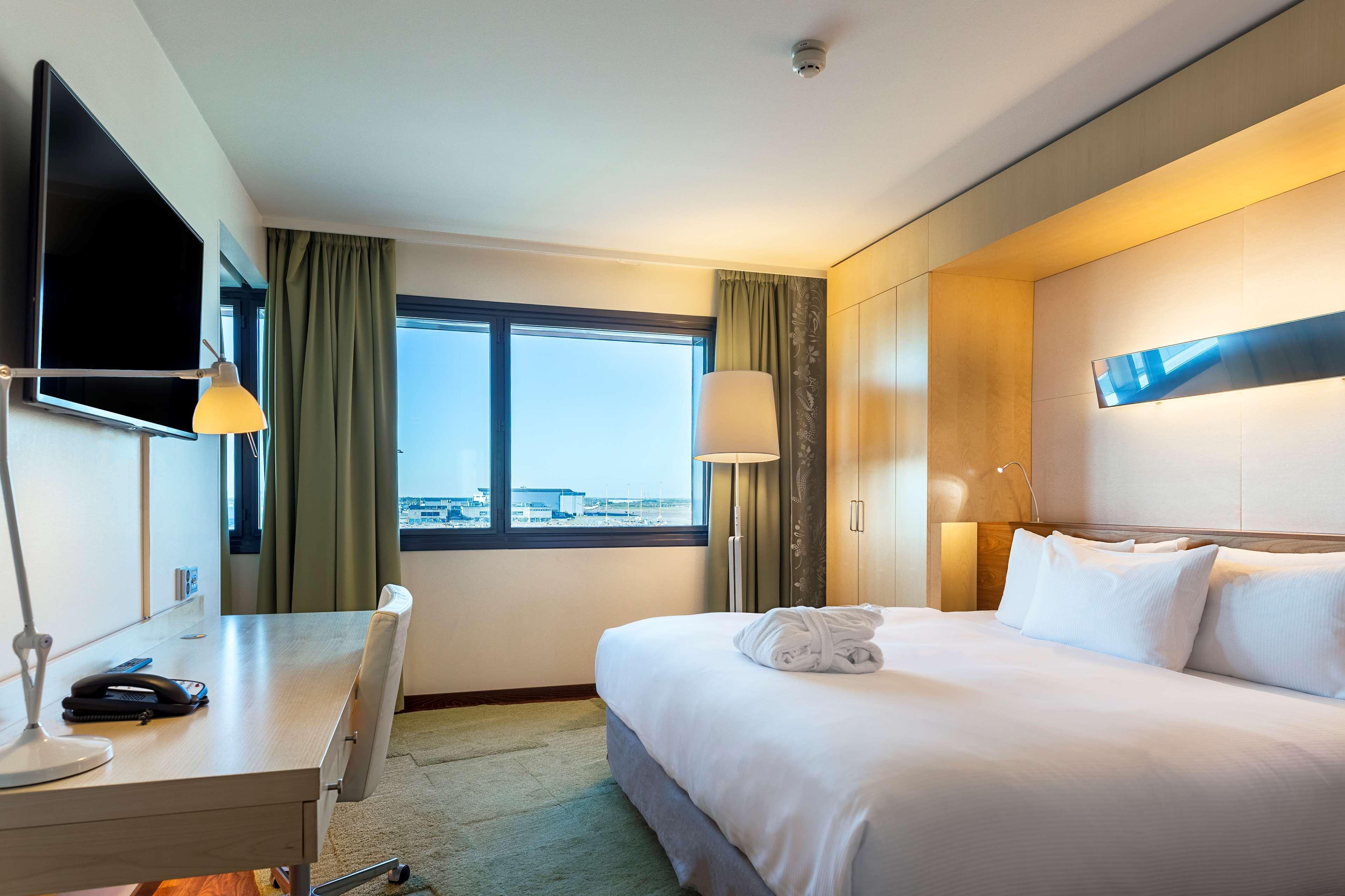 Hilton Helsinki Airport — 6