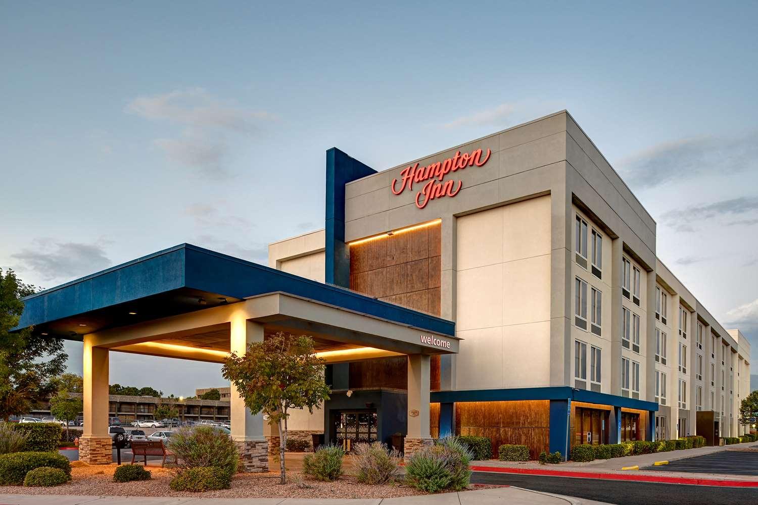 Hampton Inn Albuquerque University-Midtown — 3