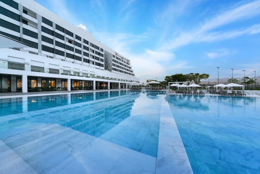 Crowne Plaza Muscat