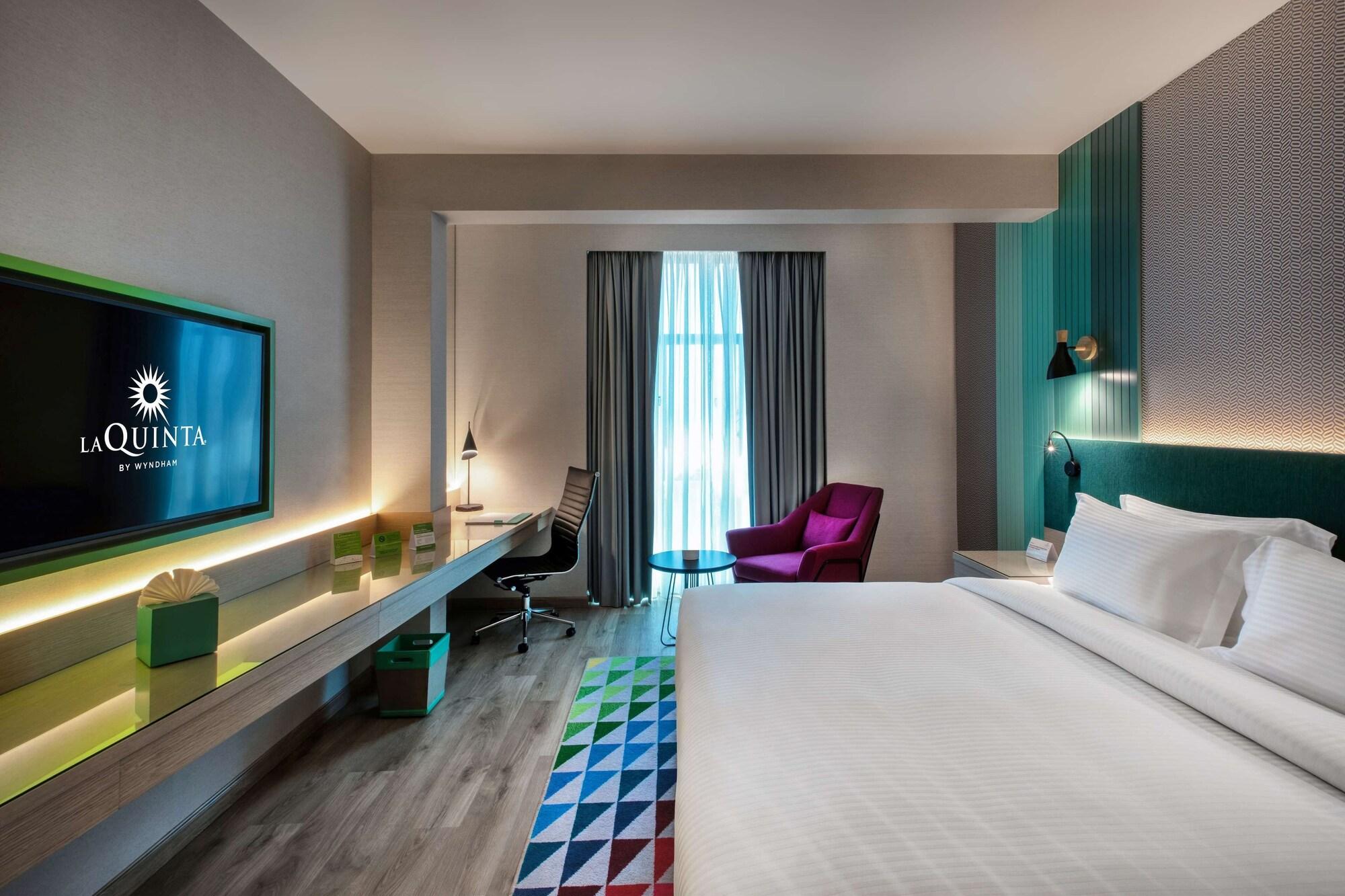 La Quinta by Wyndham Dubai Jumeirah — 7