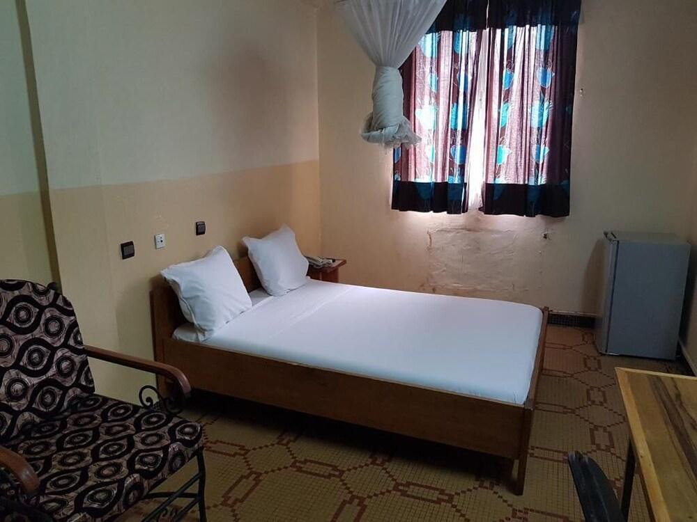 Elite Hotel — 6