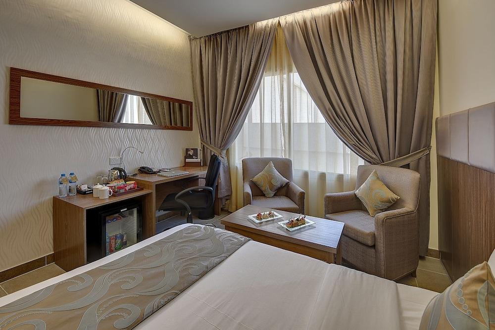 Western Hotel - Ghayathi — 10