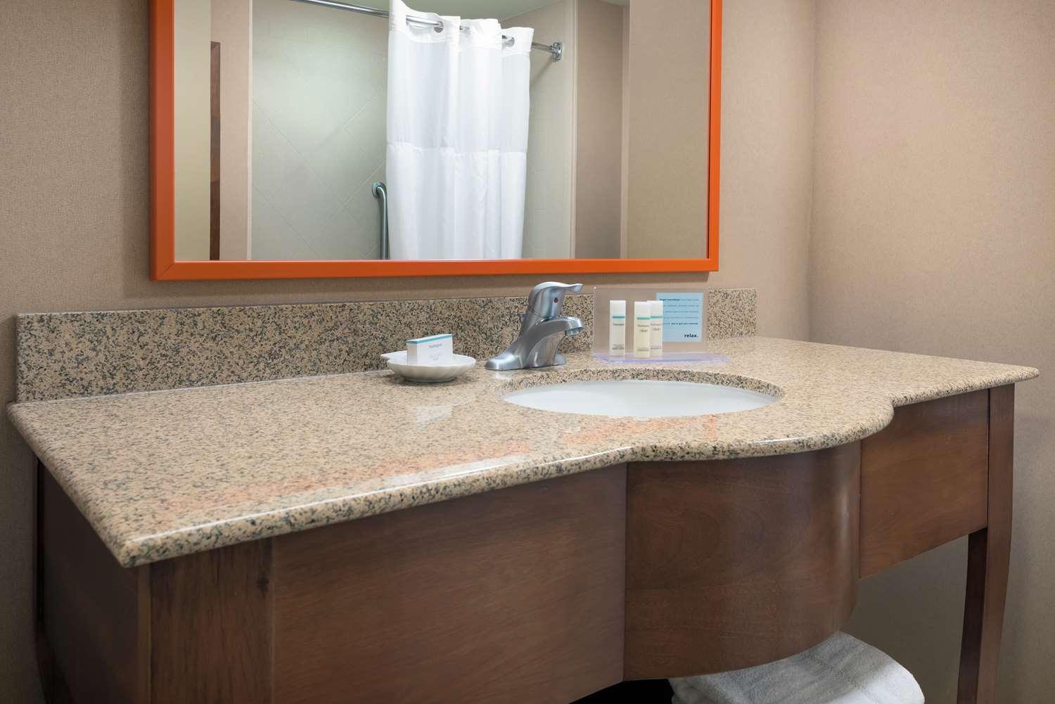 Hampton Inn Springfield South Enfield — 8