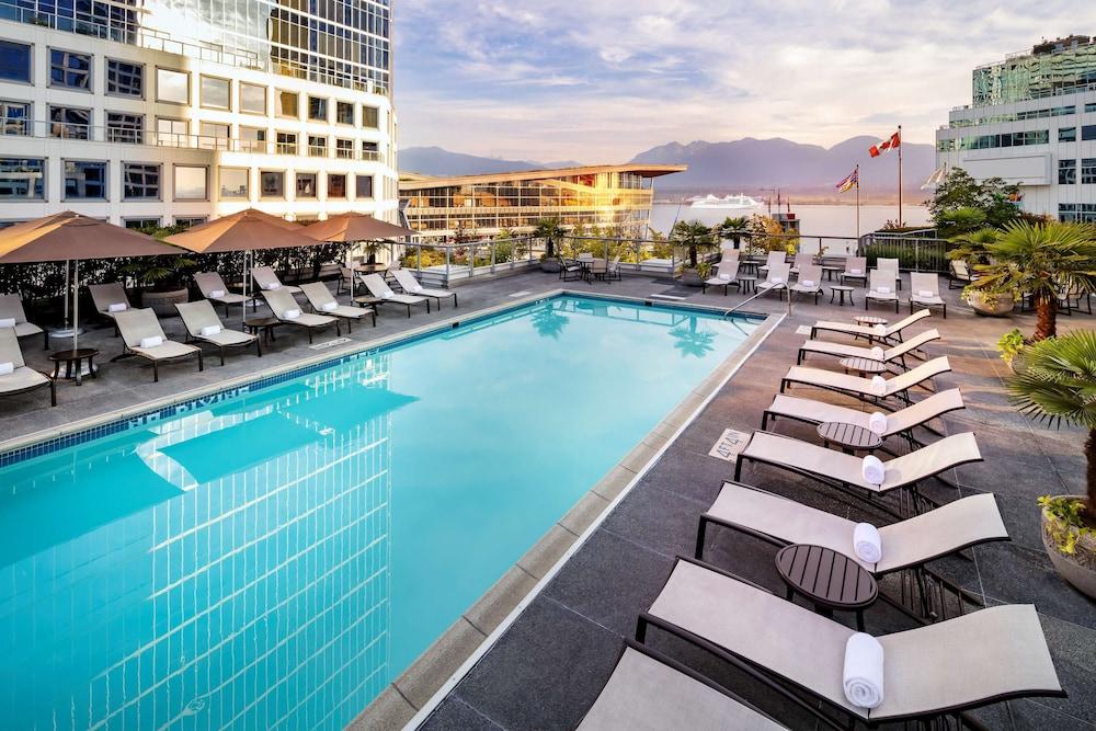 Fairmont Waterfront 65294