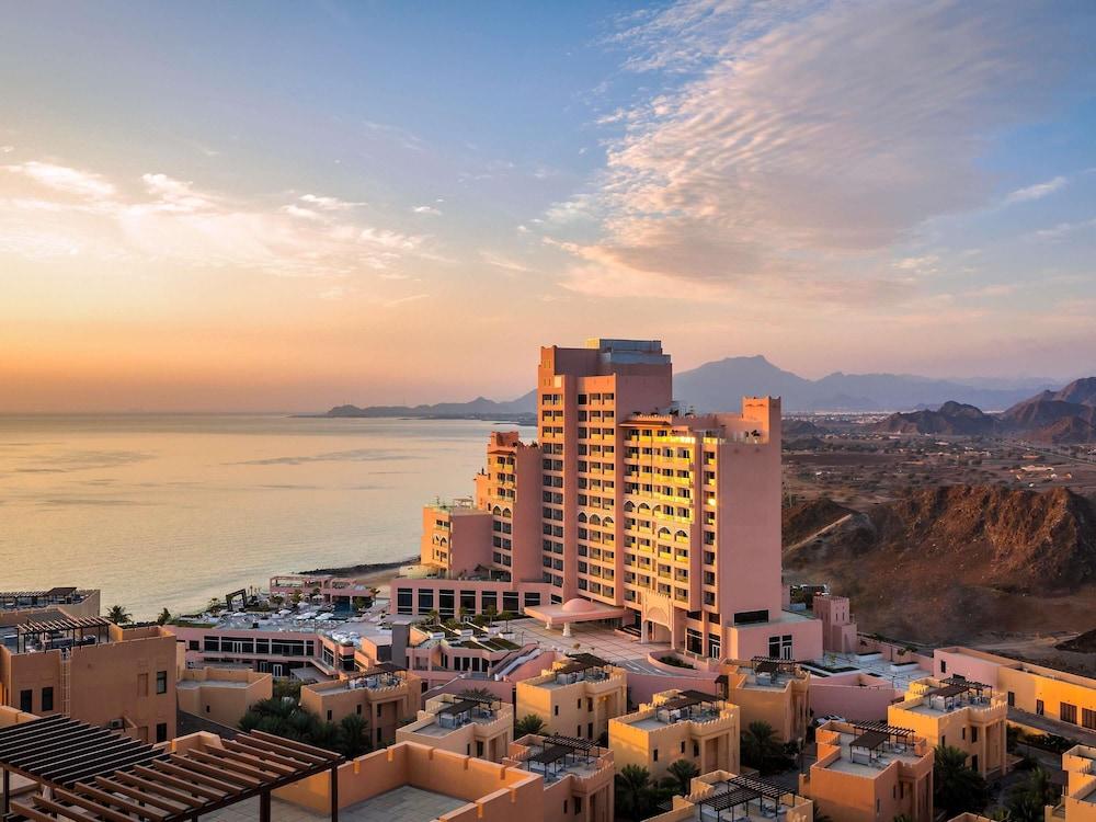 Fairmont Fujairah Beach Resort — 2